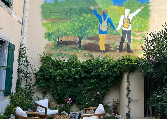 Les Baroudeurs De Jean 住宿加早餐酒店 3*